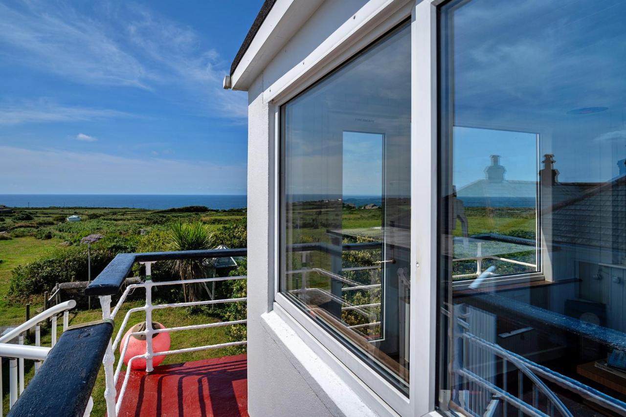 Finest Retreats - The Watchtower At Western Watch Lower Boscaswell Exteriér fotografie